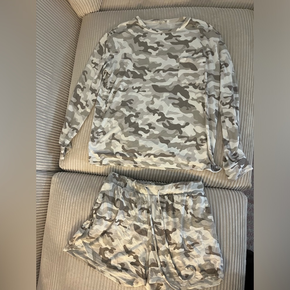 Women’s lounge set